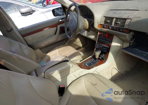 1999 Mercedes-Benz S 320 from USA, damaged, VIN WDBGA32G0XA410274